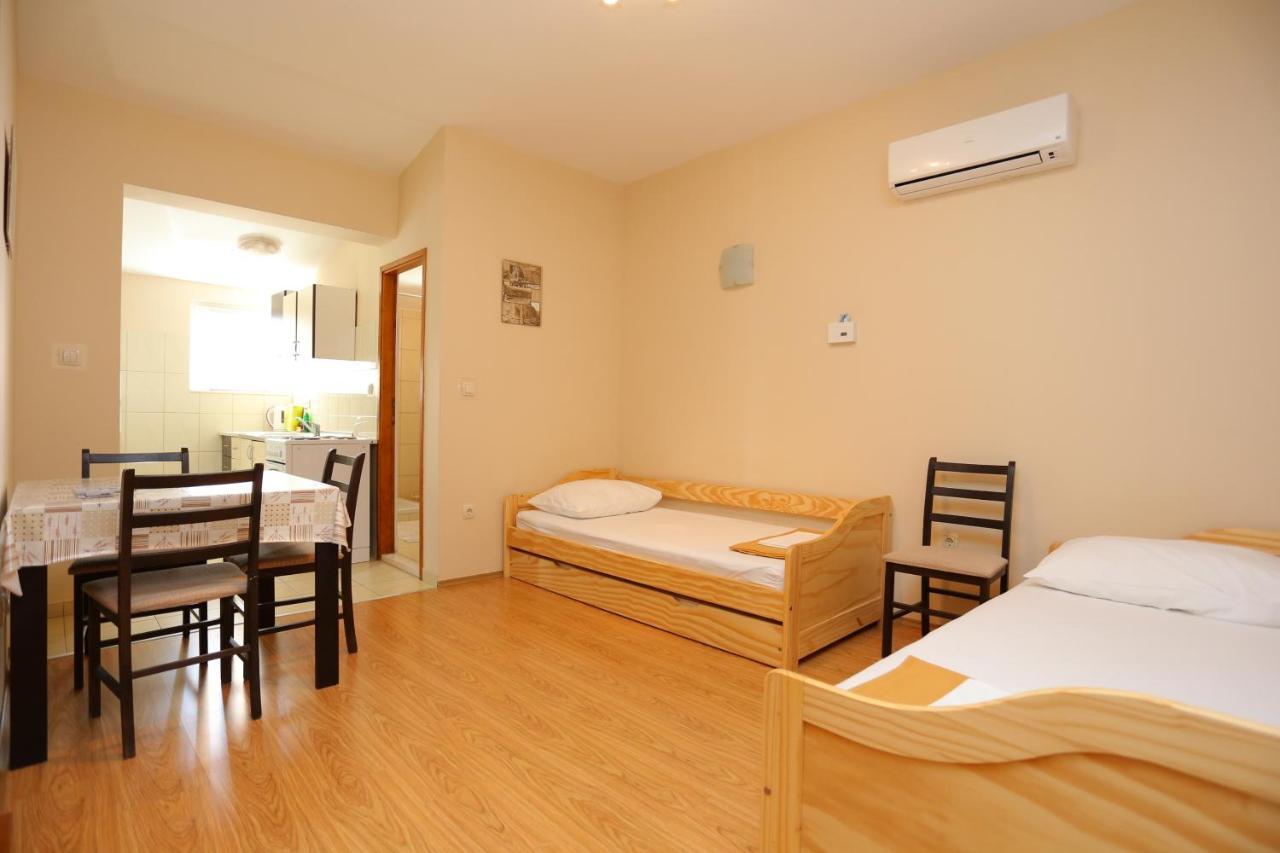 Apartment Nemira 17039A Tice Exterior foto